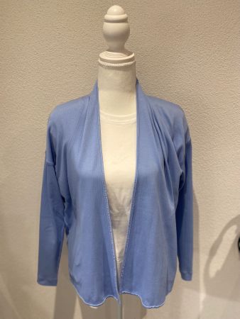 MarcCain Sports Strickjacke Gr. N2, hellblau, neuwertig!