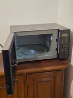Panasonic Inverter Kombi-Mikrowelle mit Grill (1000W / 23L)