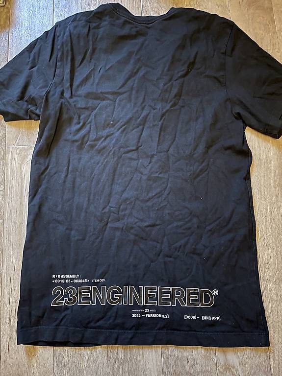 T-Shirts: Tee-shirt Nike Jordan taille M – Gebraucht aus Yverdon-les-Bains von car_xd5s 1