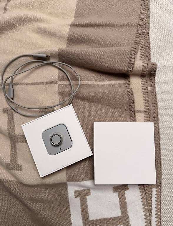 Ringe: Oura Ring mit Ladecase – Gebraucht aus Zürich von kochme