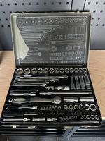 Coffre outils de l’armée jeu 82 pces