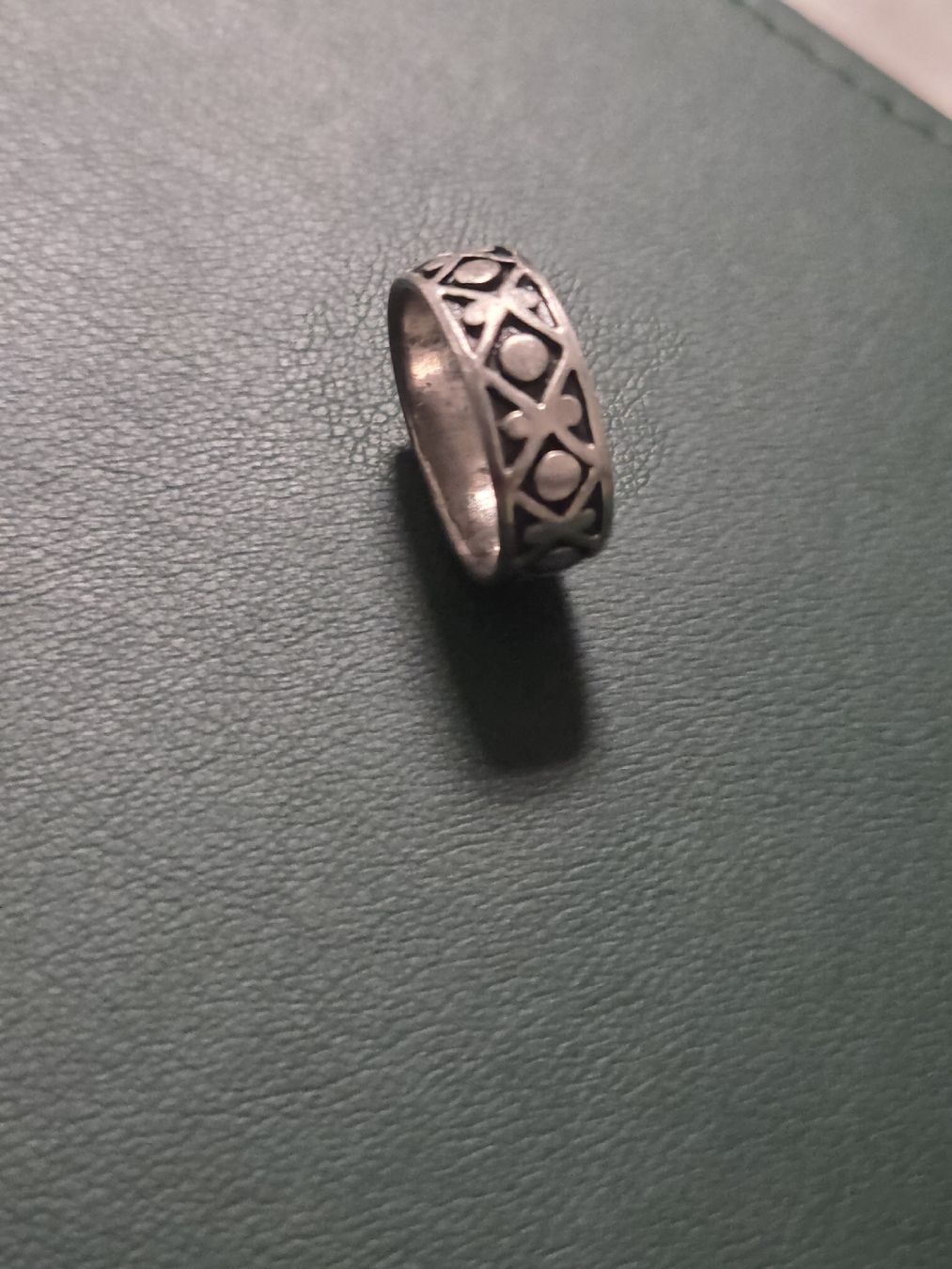 Ringe: Silberring 925 mit Muster (XOXO / Design Ring)  – Gebraucht aus Untersiggenthal von mde_tc6w 1