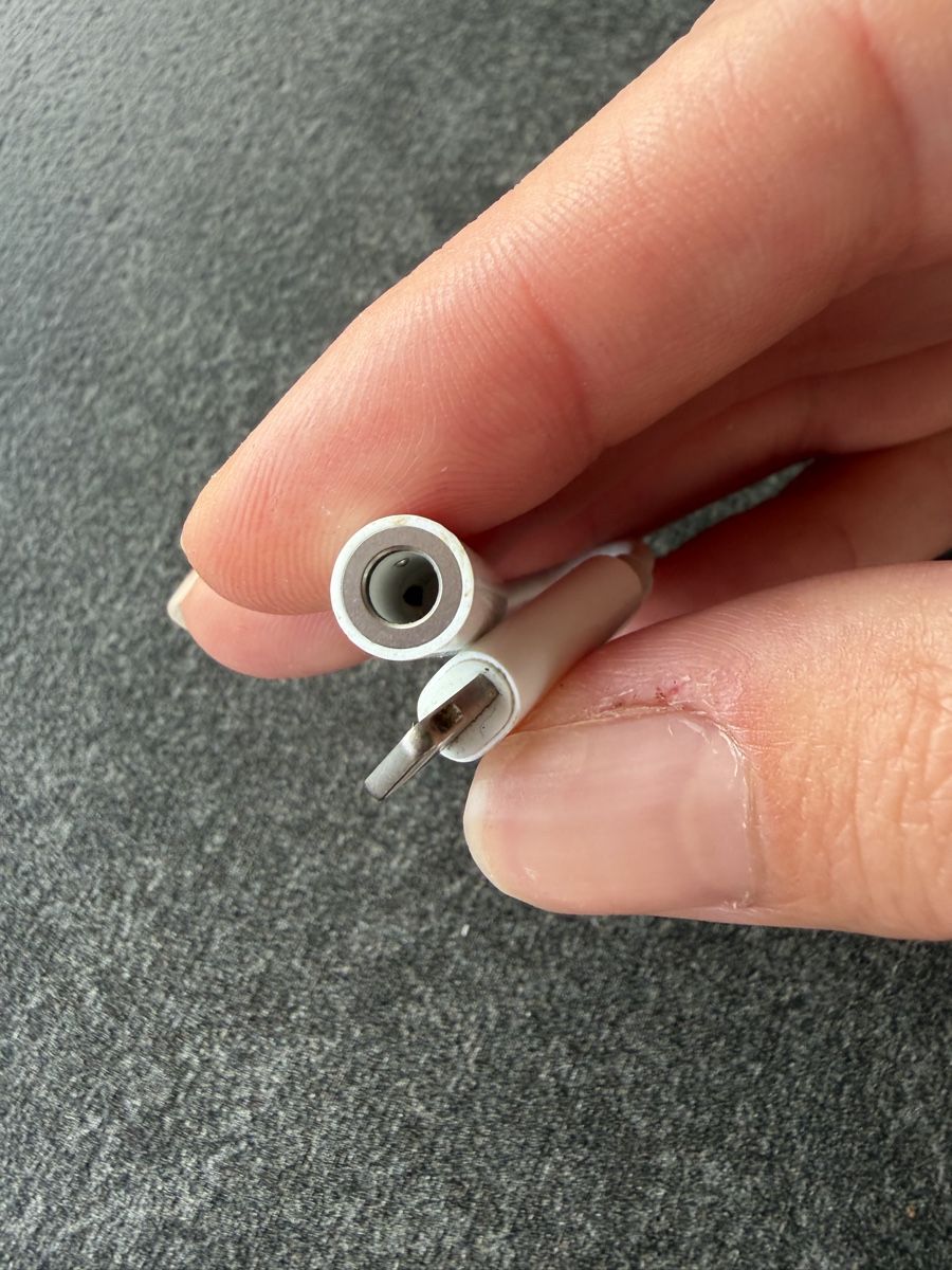 Apple Laufwerke & Adapter: Apple - Lightning to Audio 3.5 Adapter cable – Neu (gemäss Beschreibung) aus Wetzikon ZH von dor_rmq2 2