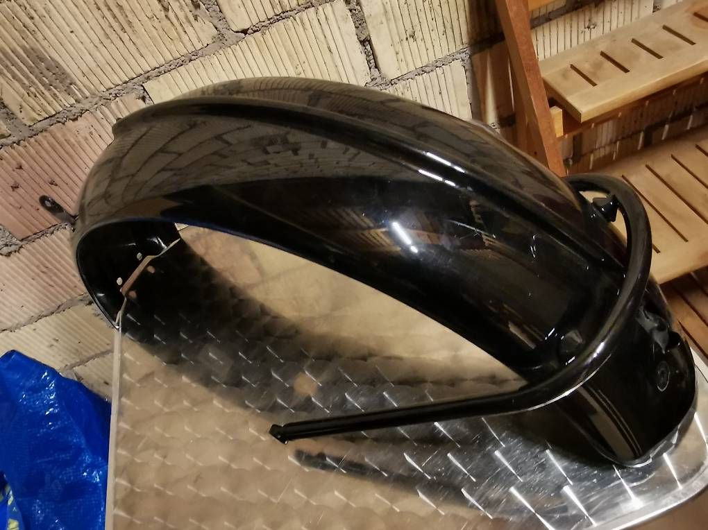Triumph Tutti i ricambio per moto: Triumph Bobber 1200 rear Fender – Usato da Belp venduto da role6710 4