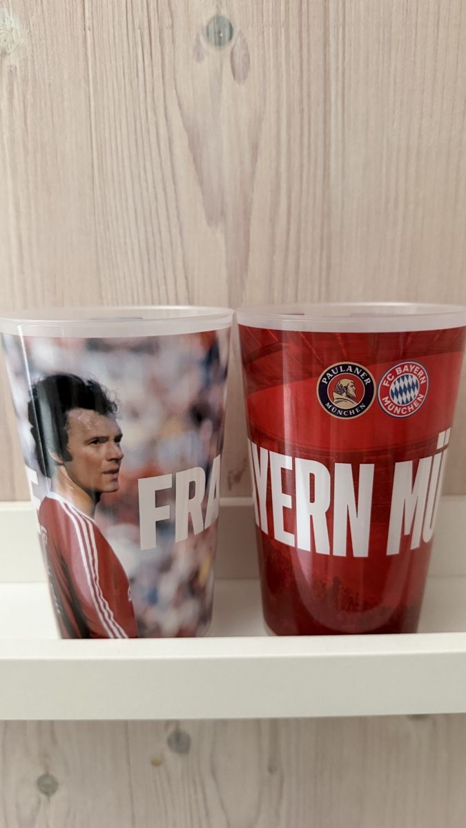 Recipients et similaires: Fc Bayern Stadionbecher – D'occasion à Wettingen par manuelhuggenberger
