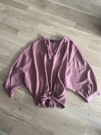 Damen Bluse Grösse M rosa V-Ausschnitt