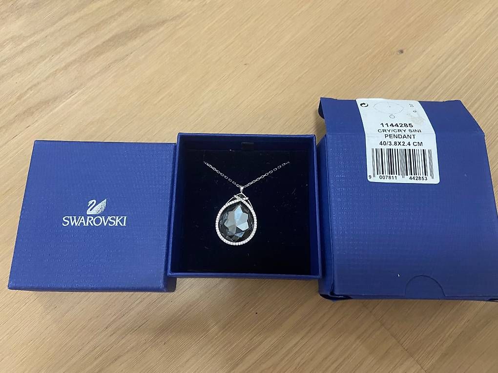 Swarovski Altri gioielli: Swarovski Halskette mit Anhänger – Usato da Horgen venduto da nasten 2