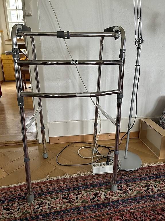 Medizinische Geräte: Gehhilfe Reziprok von Ortho-Team – Gebraucht aus Liebefeld von TizianaMeti 1