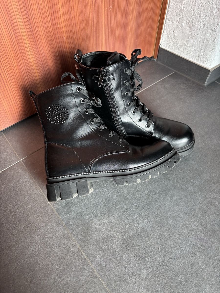 Scarpe da donna: Winterstiefel Dockers by Gerli Gr.39 – Usato da Vilters venduto da 5111984