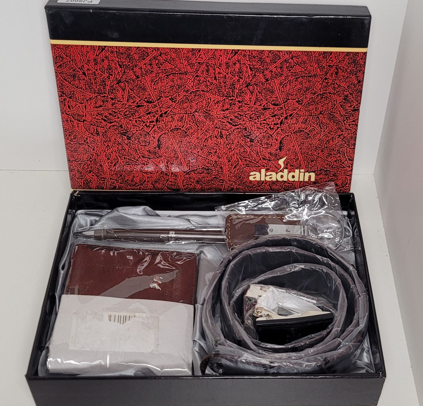 Gürtel: Coffret accessoires pour homme – Neu und originalverpackt aus Rocourt von PapyCH
