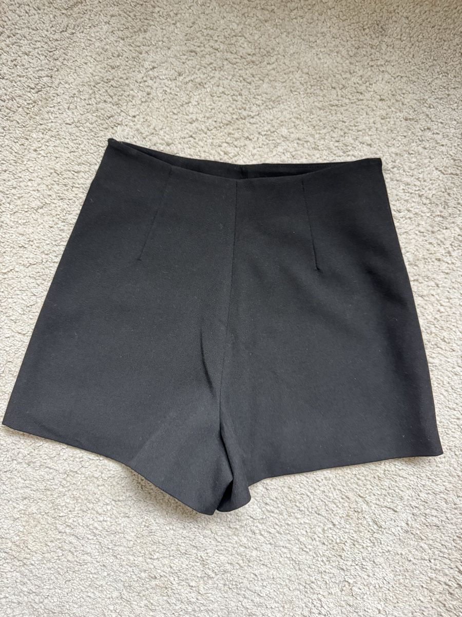 Zara Pantaloni: Elegante Shorts – Nuovo (secondo la descrizione) da Rorschacherberg venduto da lya_u 1