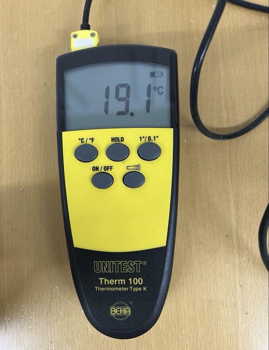Sonstiges für Haushalt & Wohnen: UNITEST / Therm 100 / Thermometer Type K / -58ºF...1999ºF  – Gebraucht aus Basel von La.Bonne.affaire