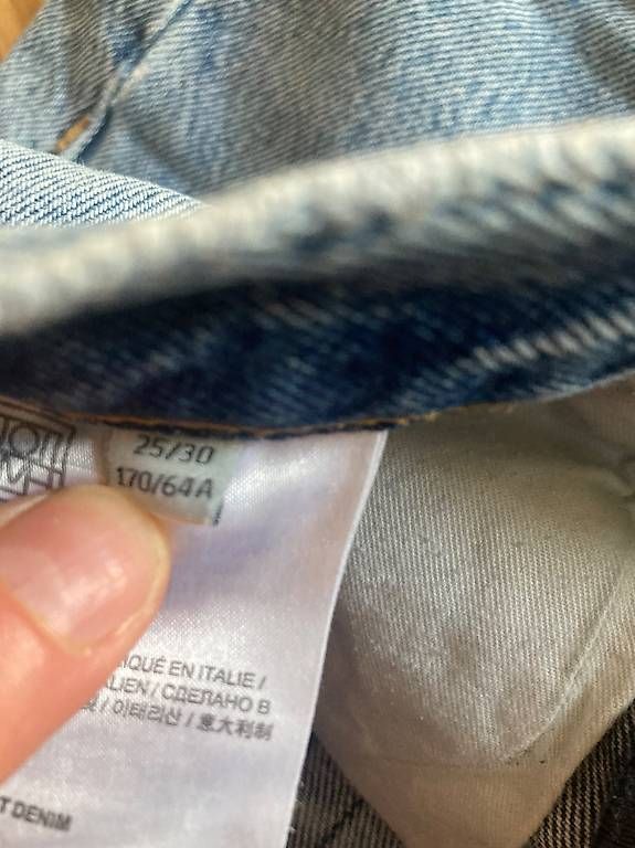 Jeans: Jeans von Toteme  – Usato da Zürich venduto da rundeshaus1 2