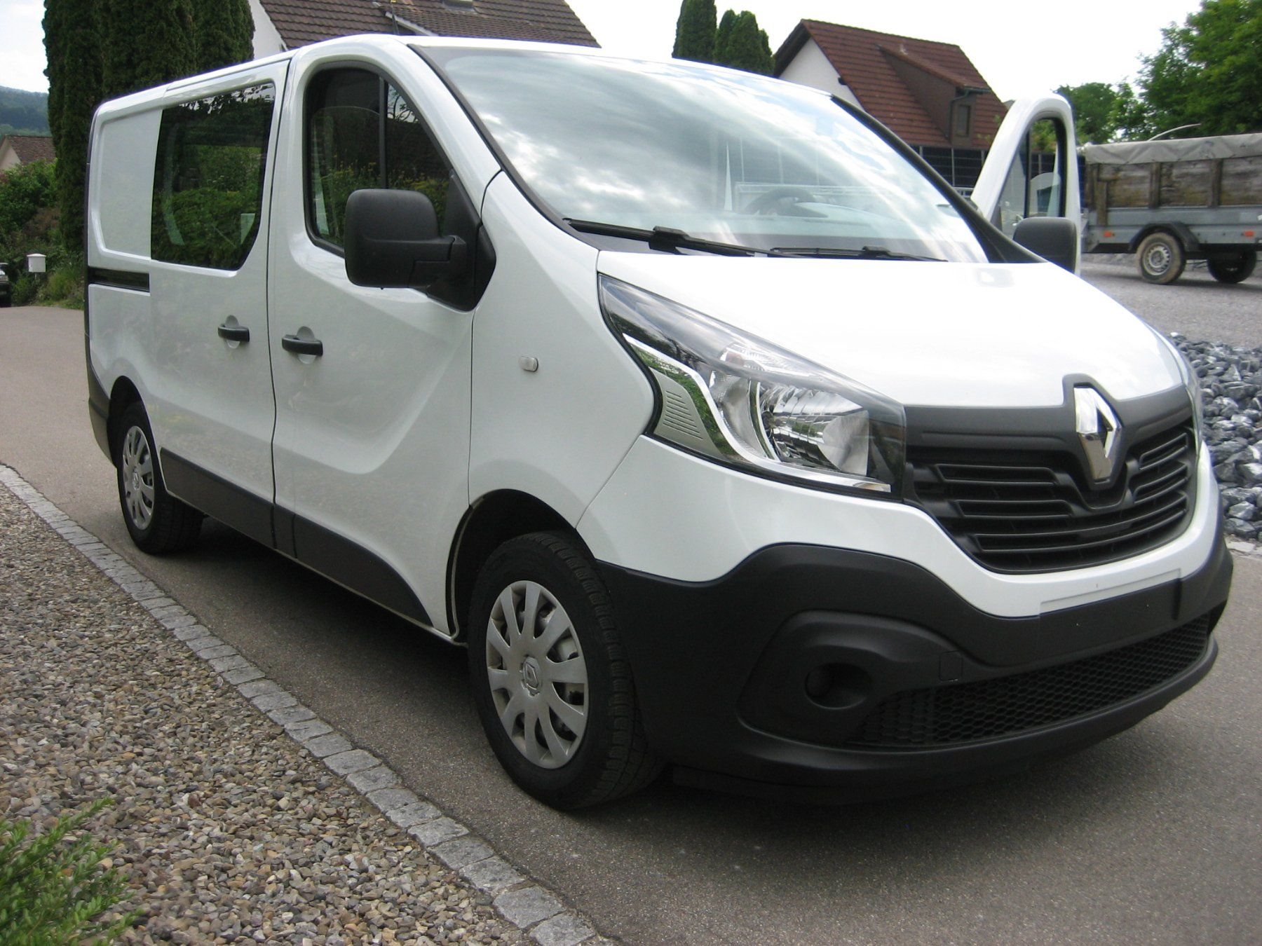 Renault Veicoli commerciali: Renault Trafic dCI 125 – Usato da Buch b. Märwil venduto da Pronet 1