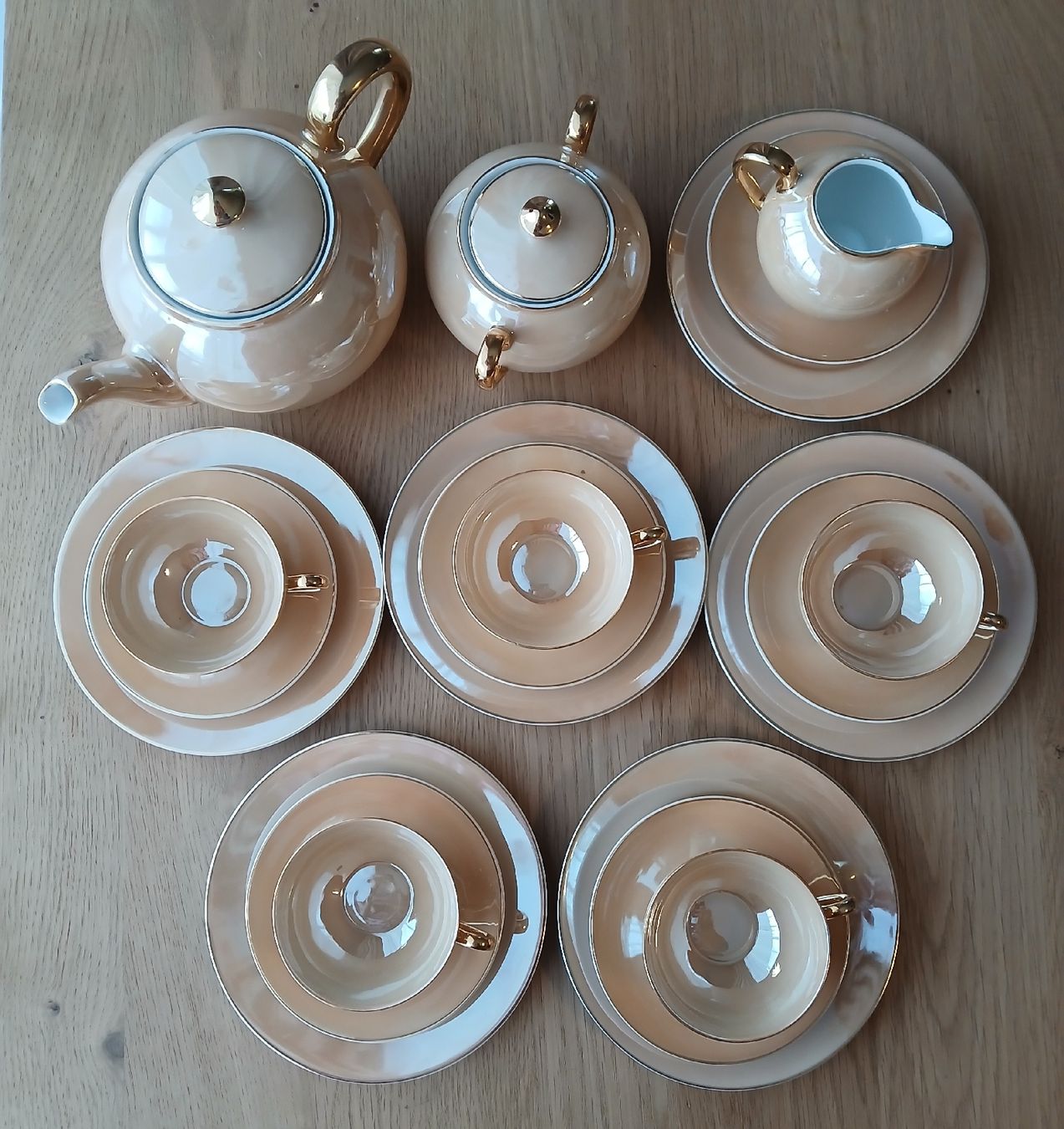 Set di piatti: Langenthal Teeservice mit Goldrand – Usato da Frasnacht venduto da ale_g288 1