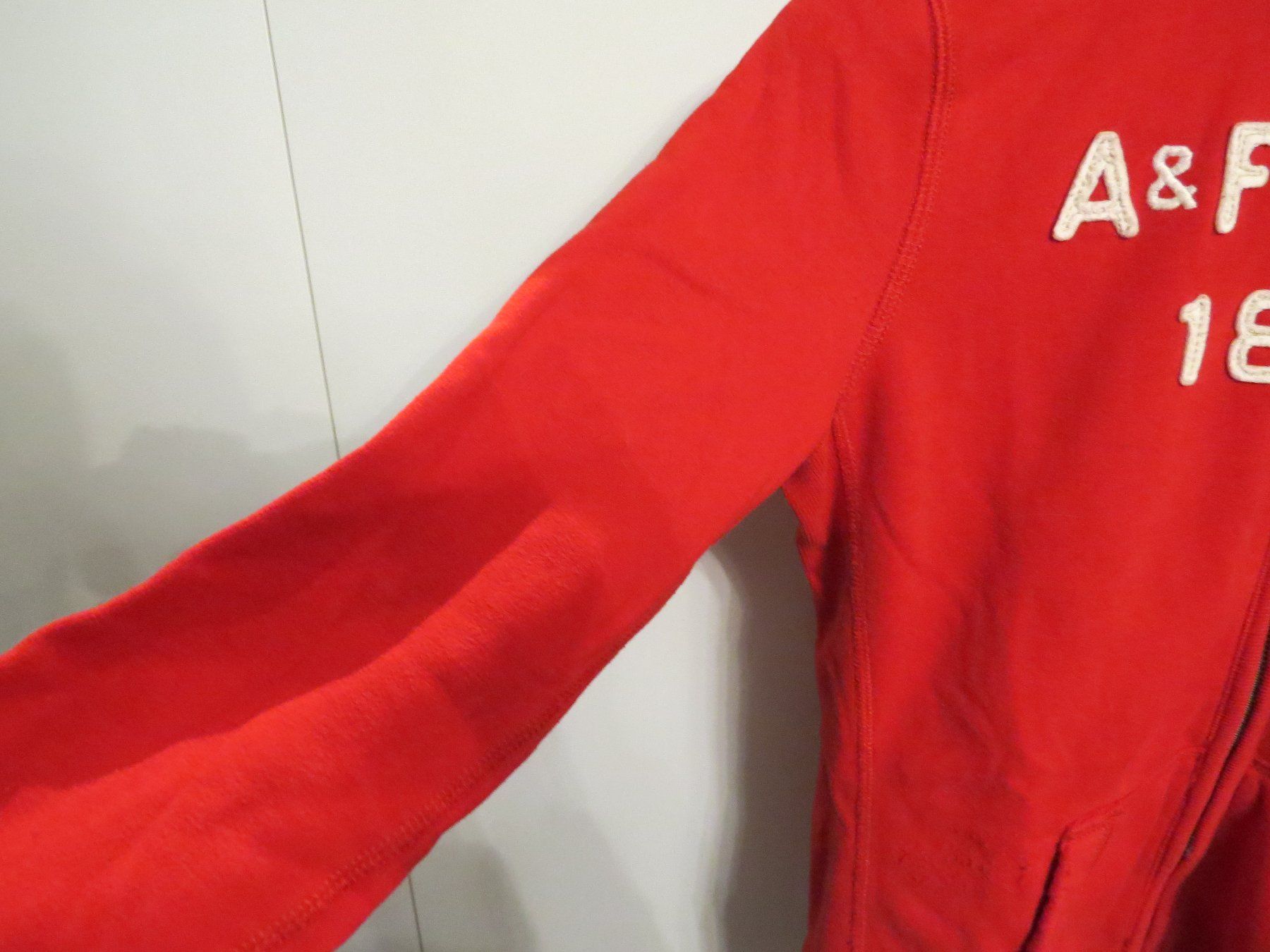 Maglioni & Felpe: Abercrombie und Fitch Pullover Gr. M – Usato da Einsiedeln venduto da rotgypsy1969 2