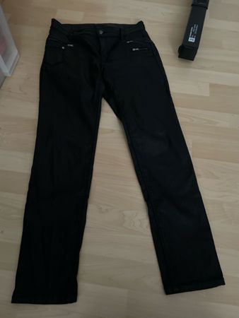 MAC Hose schwarz lederimitat in lycollmaterial gr 38/30 Slim