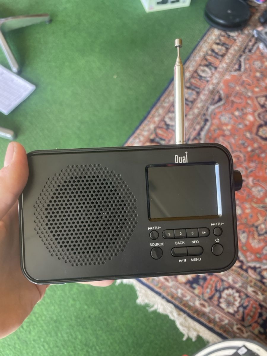 Dual Radios: Radio / Wecker von Dual  – D'occasion à Bubendorf par ale_6fxg