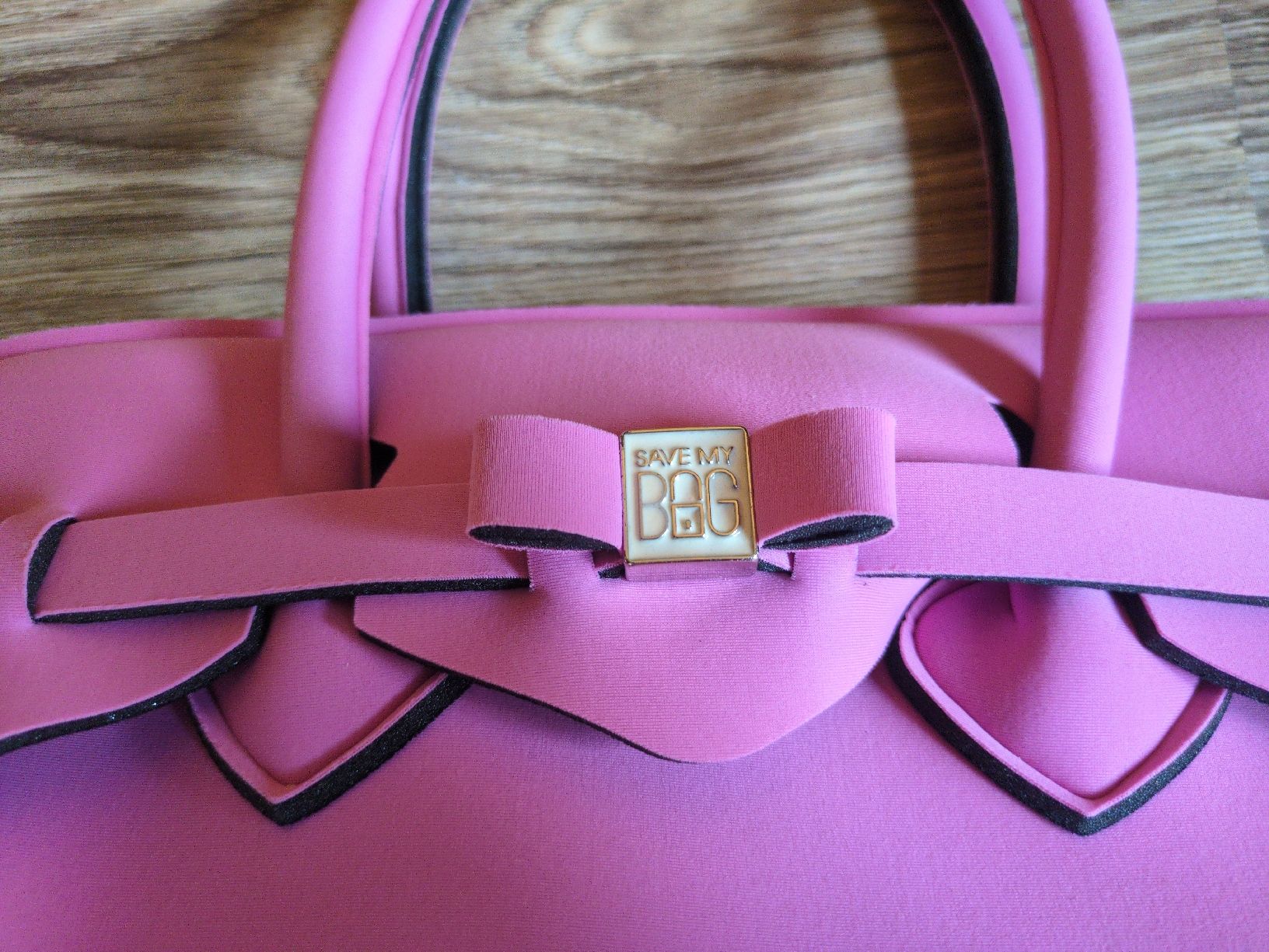 Taschen für Damen: Neopren Bag  – Gebraucht aus Wil / ZH von Tomseymoor 3