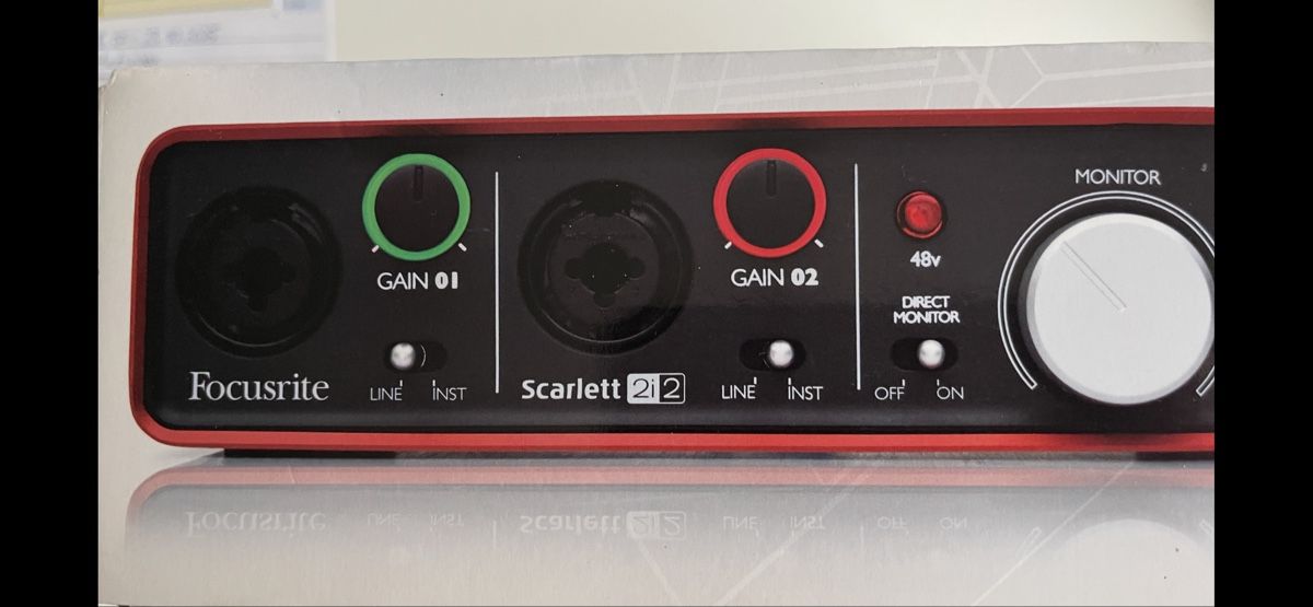 Focusrite Attrezzatura per studi di registrazione: Focusrite Scarlett 2i2 Audio Interface - Top Zustand! – Usato da Pratteln venduto da max_fgw6 2