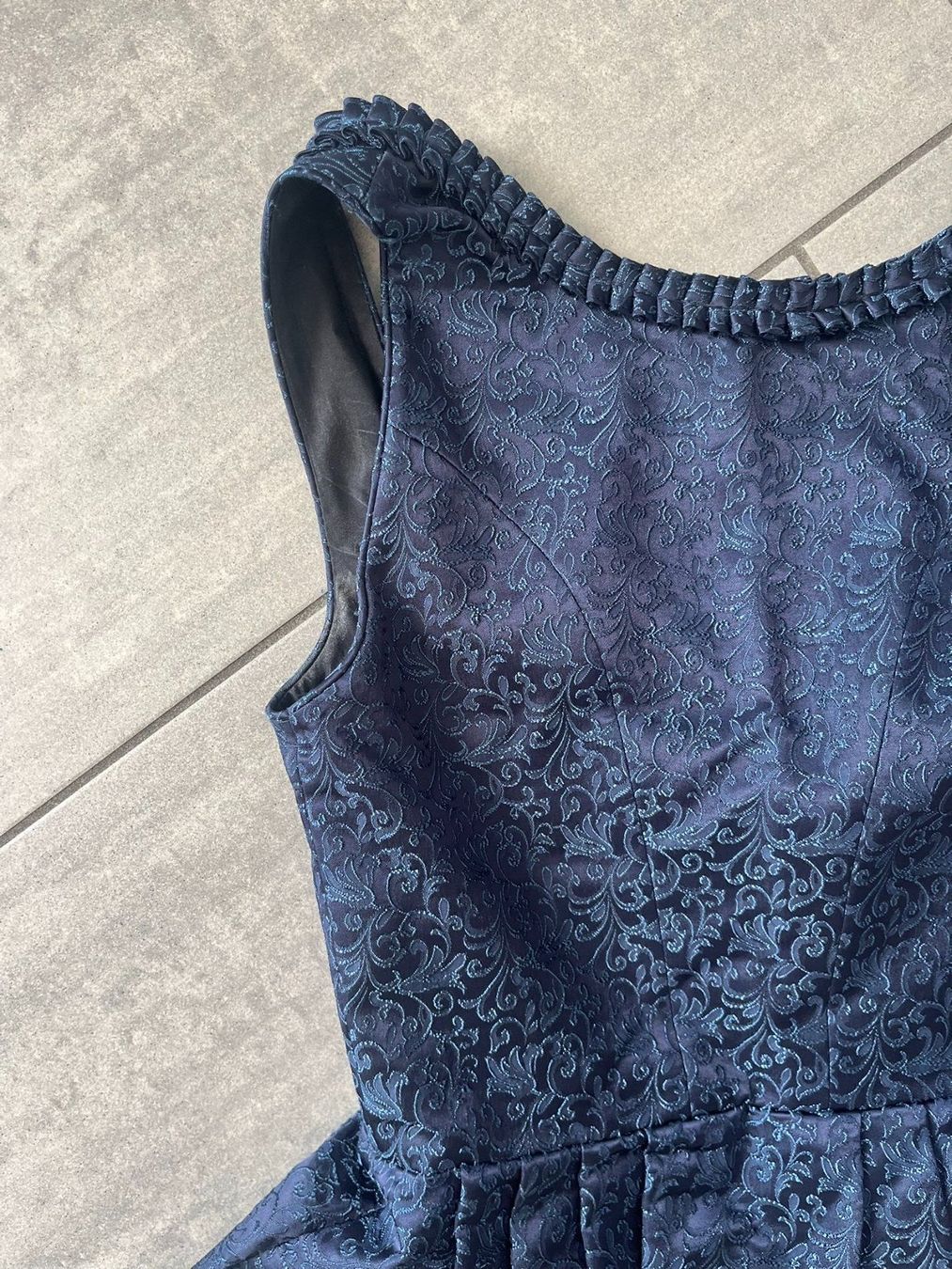 Costumi: TRACHTEN DEISER Dirndl + Schürze Blau – Nuovo (secondo la descrizione) da Otelfingen venduto da Denis_ZH 6