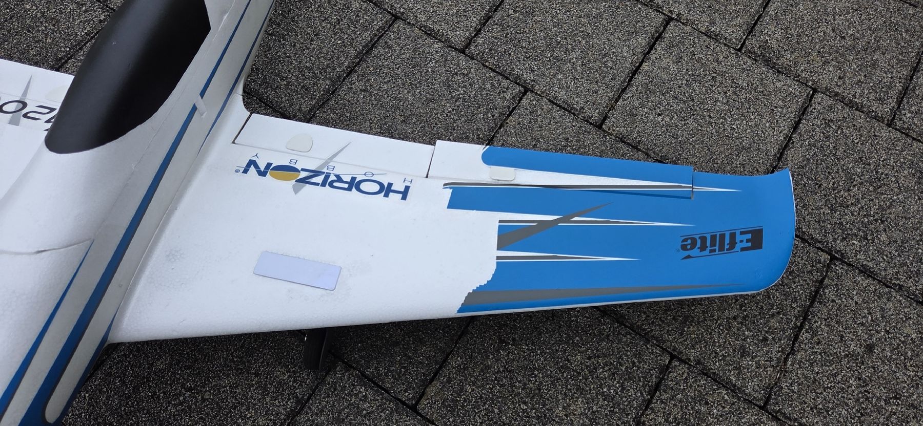 E-Flite RC Kits de montage: E-Flite V1200 Modellflugzeug – D'occasion à Brislach par Romat 5