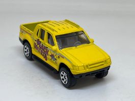 Matchbox Ford Explorer Sport Trac #324