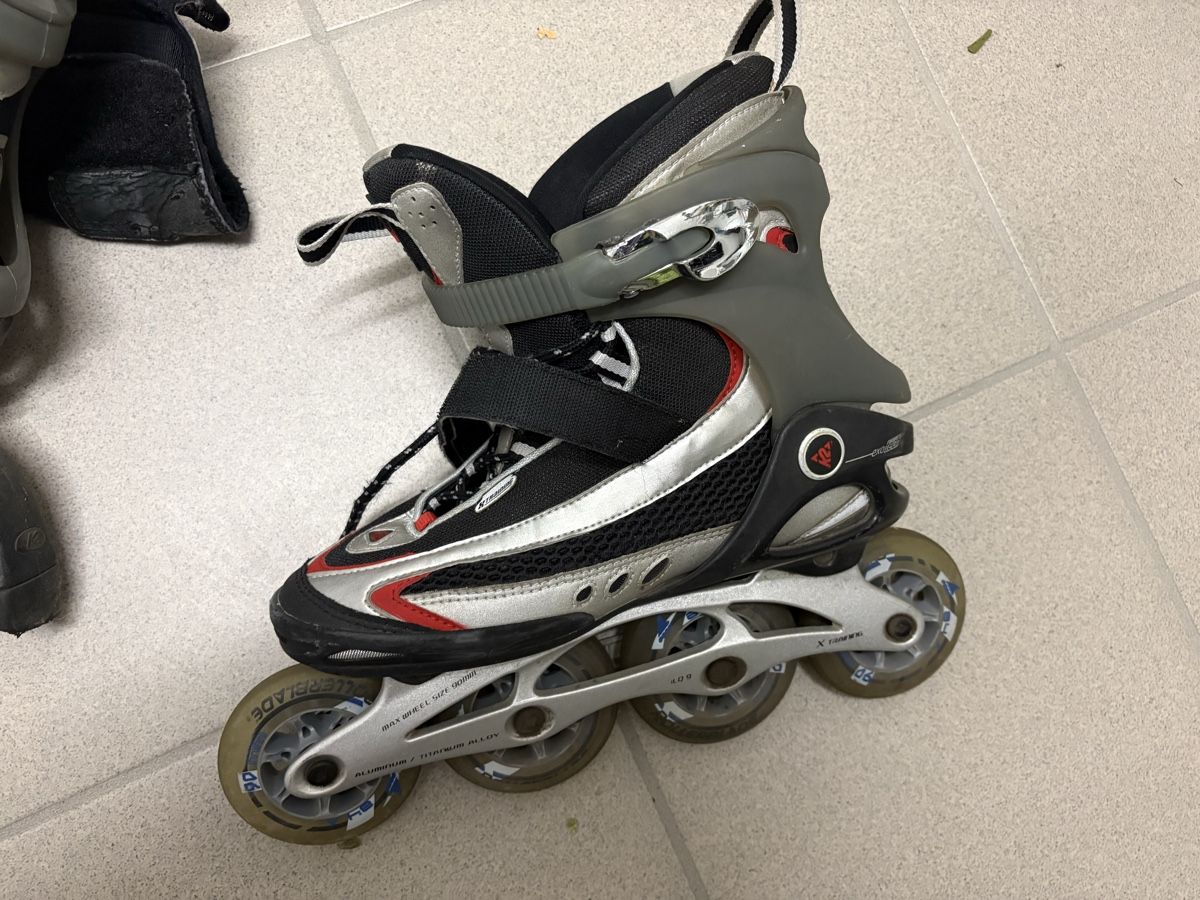 Inline-Skating & Rollschuhe: Rollerblades – Gebraucht aus Winterthur von Myworld 1