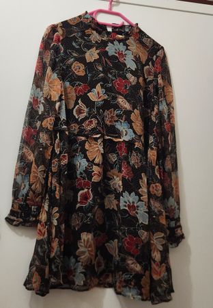 Robe imprimé fleurs Sezane taille 38 