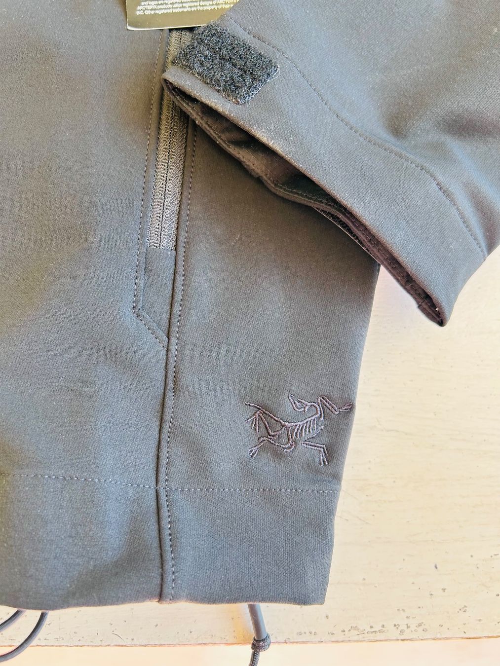 Arcteryx Giacche: Arcteryx Jacke! – Nuovo (secondo la descrizione) da Stein am Rhein venduto da Simplex1 6