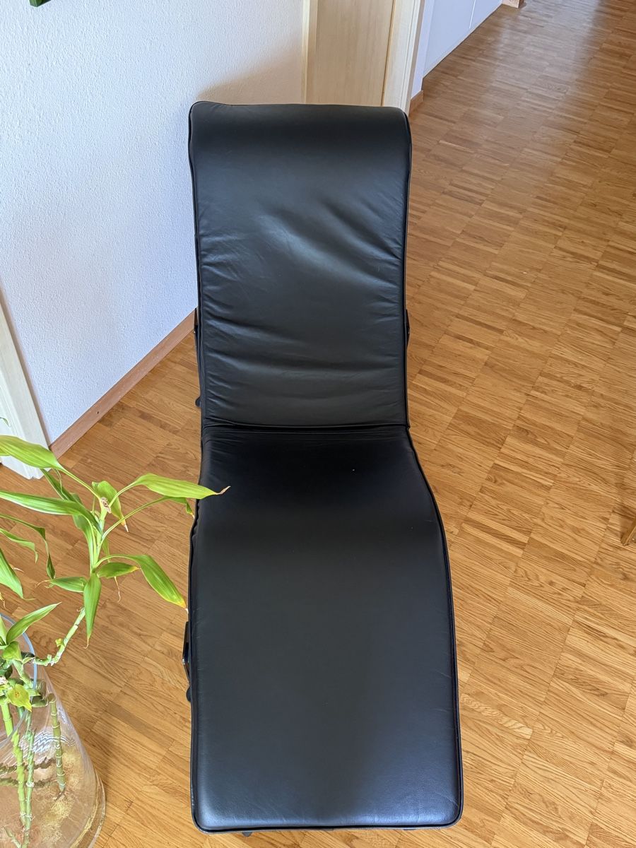 Sedie a sdraio: Chaise longue style corbusier Replique  – Usato da Bussigny venduto da ShopOp 3
