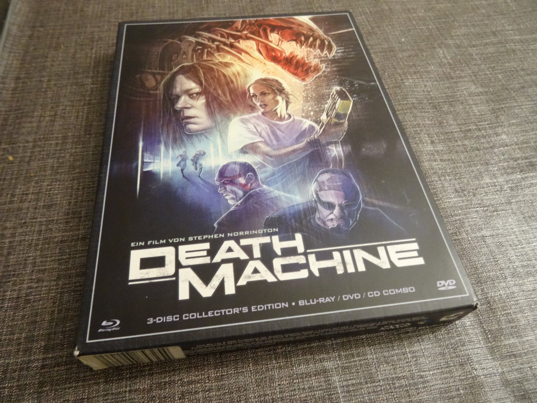 Alle DVDs: Death Machine 3-Disc Collector's Edition Blu-Ray DVD – Gebraucht aus Olten von Disc-Verkauf