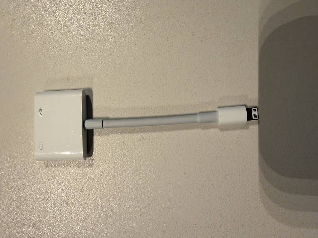 Adaptateurs: Apple Adaptateur AV numérique Lightning HDMI – D'occasion à St-Sulpice VD par barcelonaboy 4