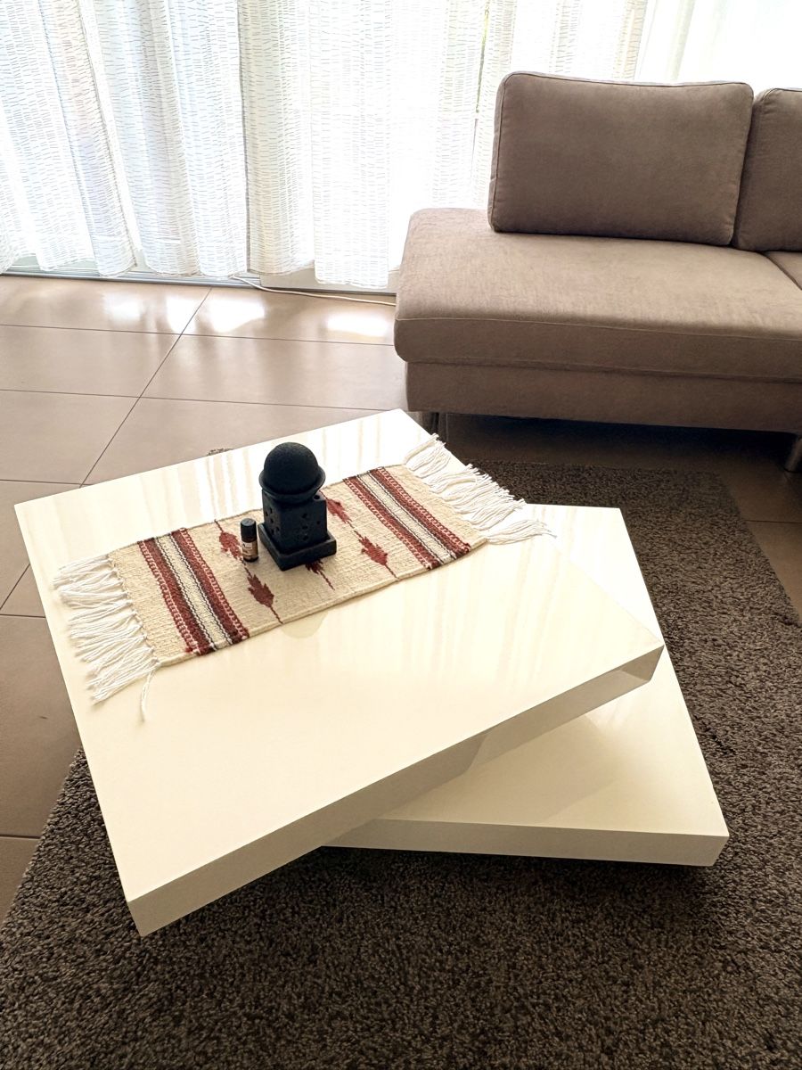 Divani: Sofa beige mit Couchtisch – Usato da Rheinfelden venduto da Cchregi 2