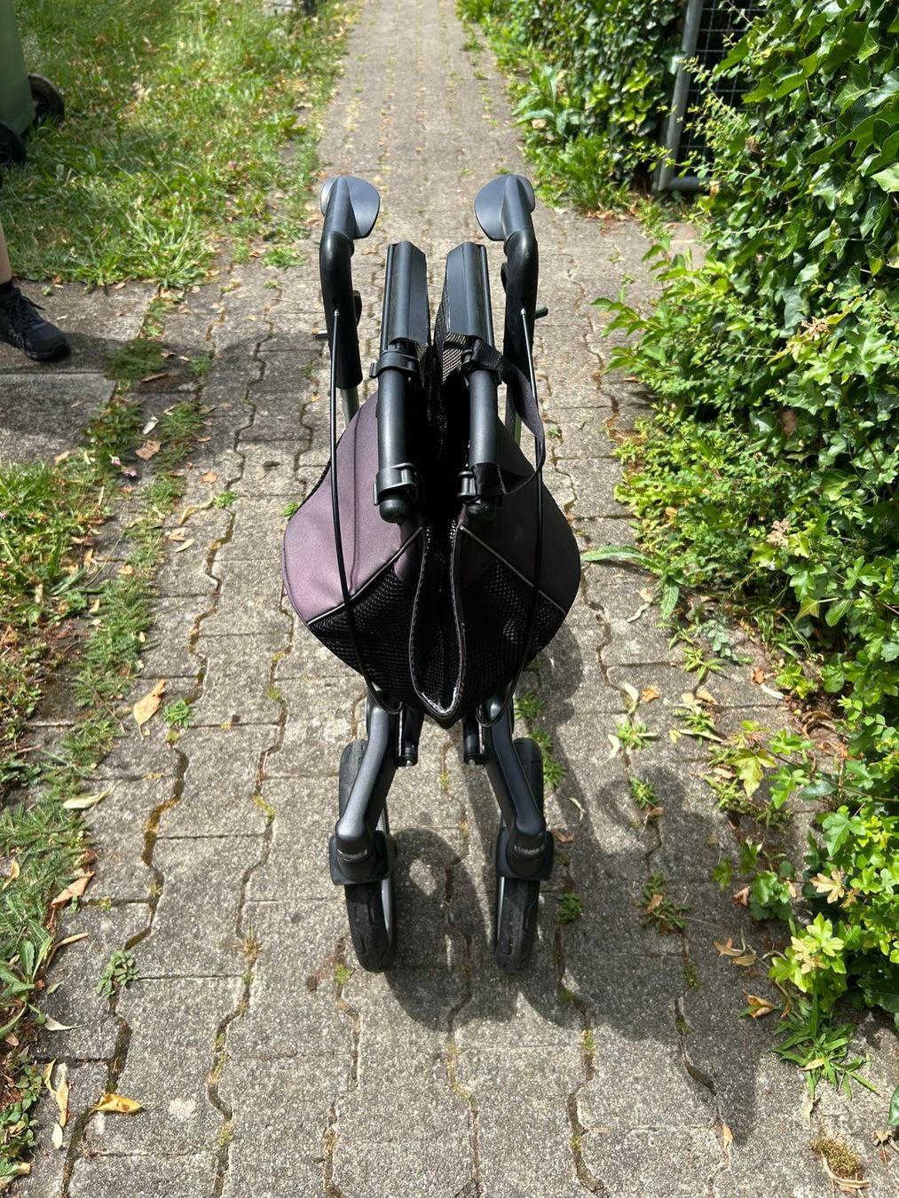 Gehhilfen: Outdoor Rollator mit All-Terrain-Räder – Gebraucht aus Gutenswil von eule555 5