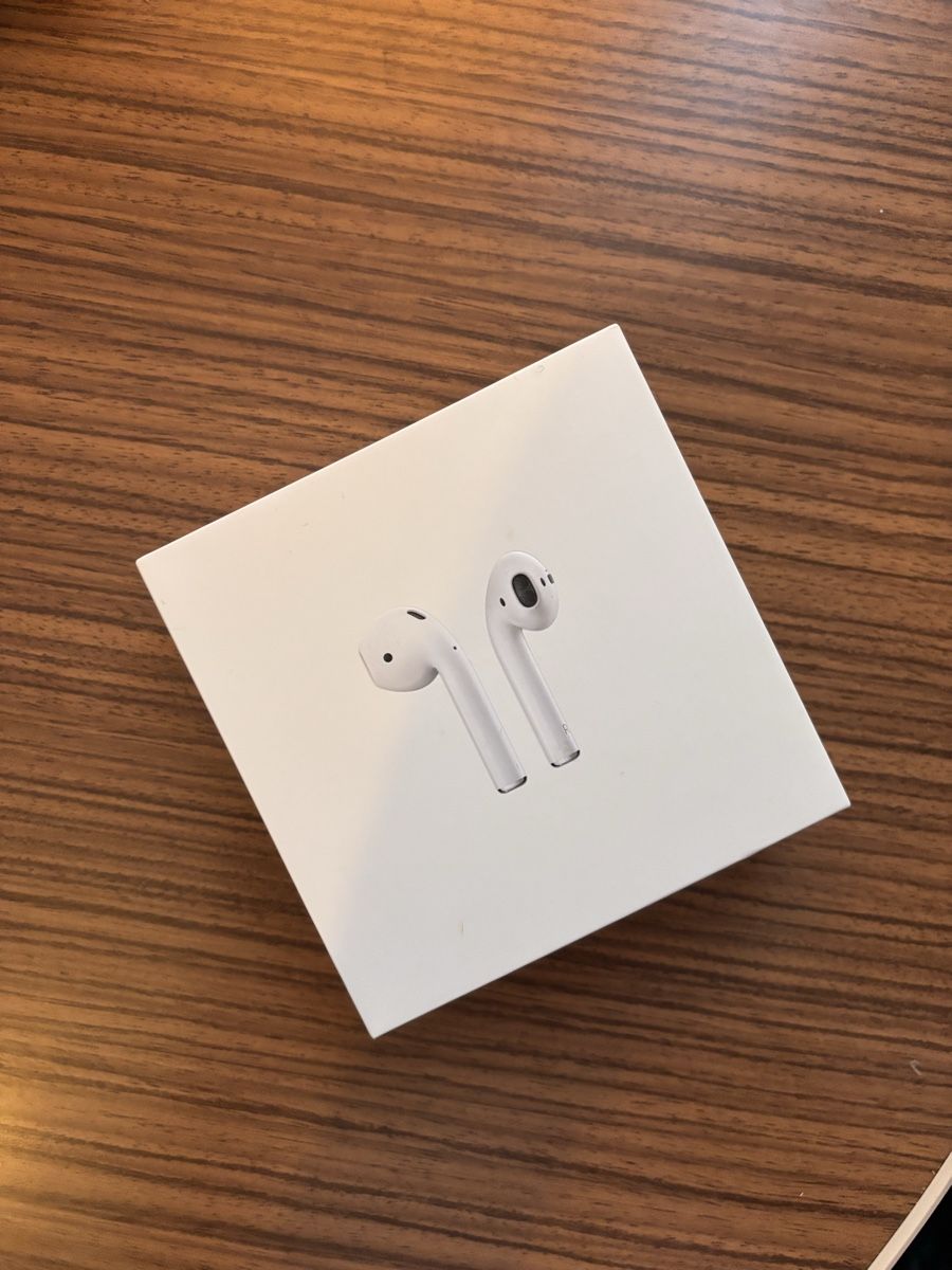 Apple Kopfhörer: Apple AirPods mit Ladecase – Gebraucht aus Genève von joh_h8mg 5