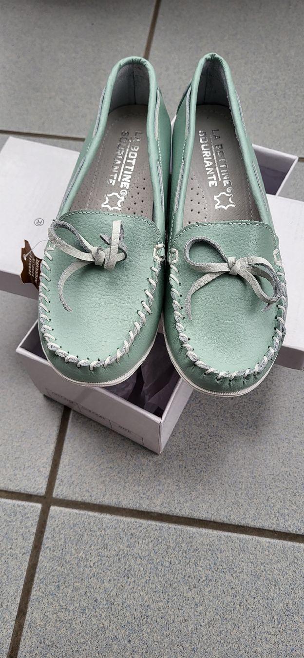 Scarpe da donna: Schuhe aus Leder hellblau-mint 38 NEU – Nuovo e nell'imballaggio originale da Oberwil BL venduto da Manue1974 1