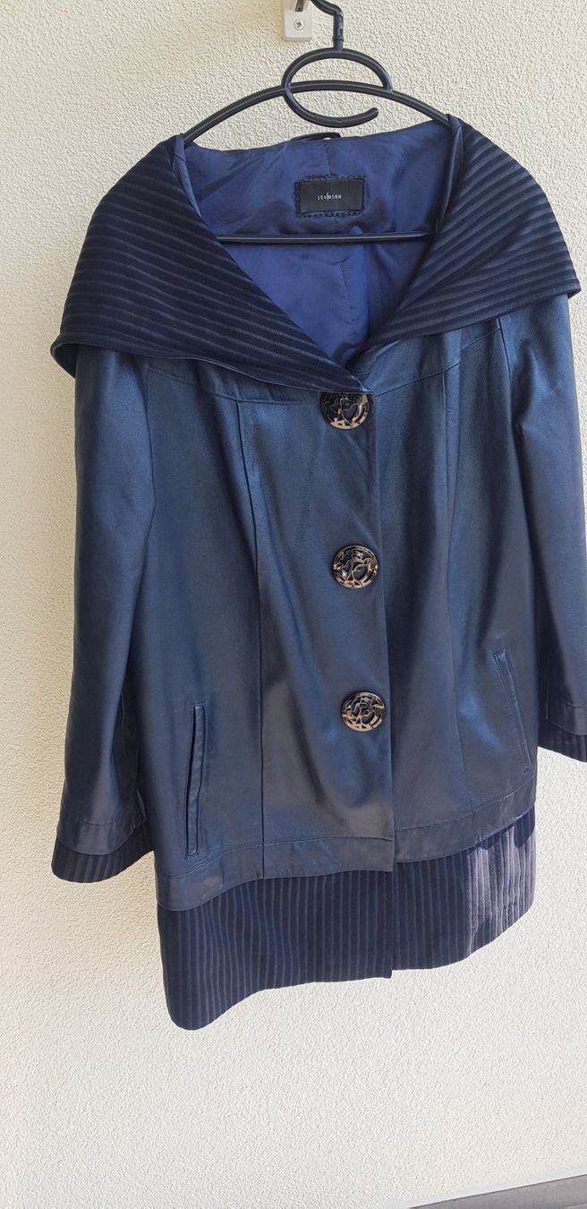 Jacken: Schöne Nappalederjacke  Grösse 42  Blau – Gebraucht aus Embrach von Antonloeffel