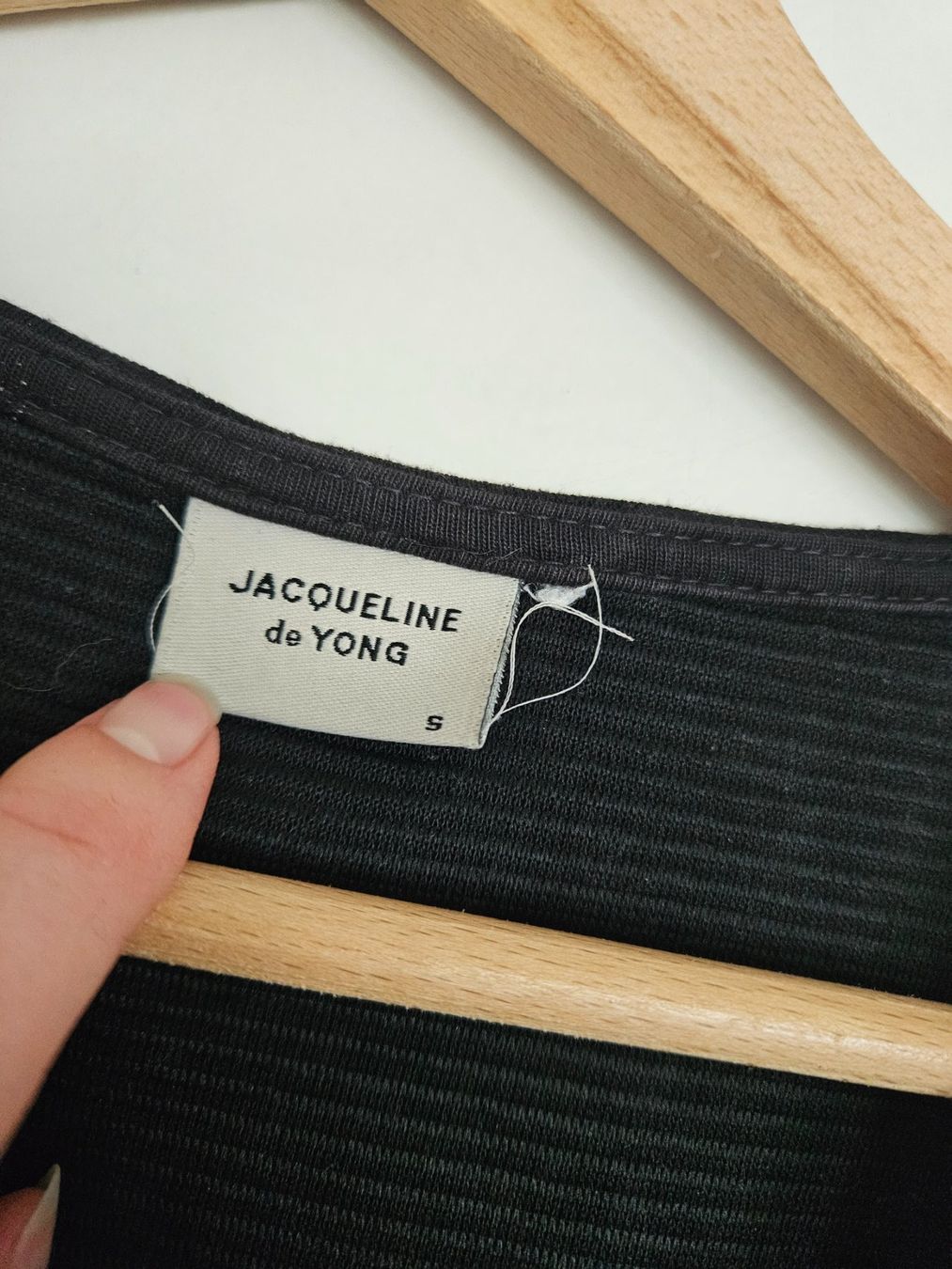 Giacche: Jaqueline de Yong- Jäckli schwarz Gr.S – Usato da Schaffhausen venduto da sabrina915 1