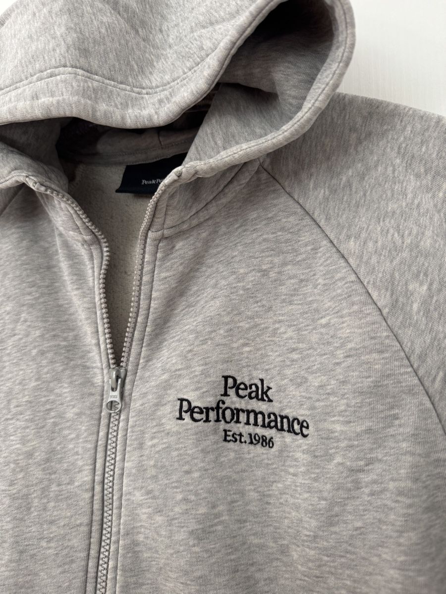 Peak Performance Maglioni & Felpe: Peak Performance Pullover grau Grösse L Damen Oryginal – Nuovo (secondo la descrizione) da Wetzikon ZH venduto da Jan_wojt 1