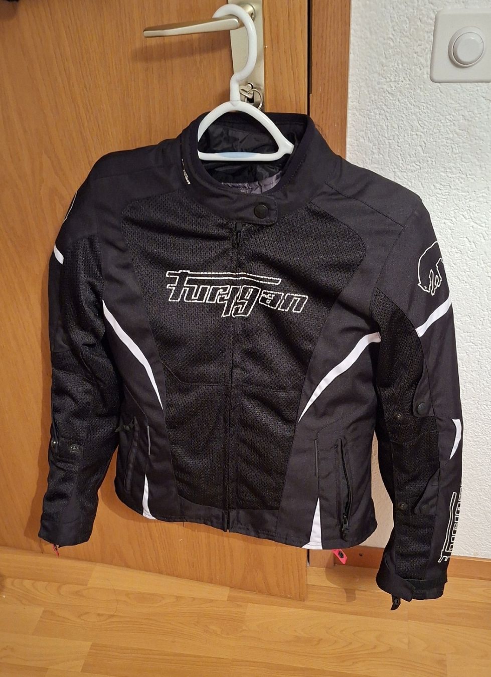 Vestes: Veste moto Furygan  – D'occasion à Seiry par Loli28