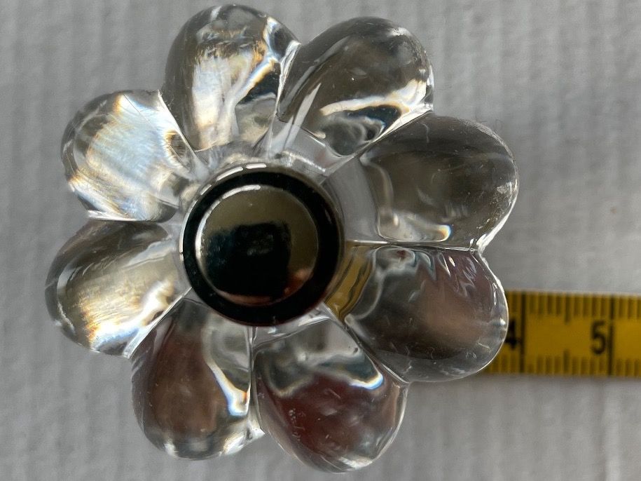 Bottoni: KNAUF Blume Plexiglas durchsichtig – Nuovo e nell'imballaggio originale da Zürich venduto da echt01