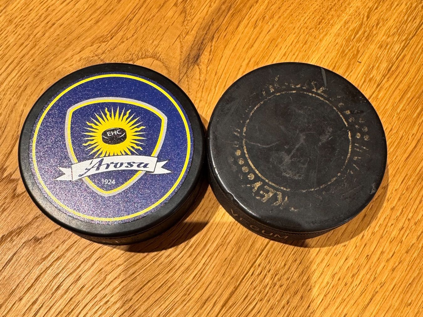 Palloni: Puck Eishockey - HC Arosa – Usato da Zofingen venduto da miwehr