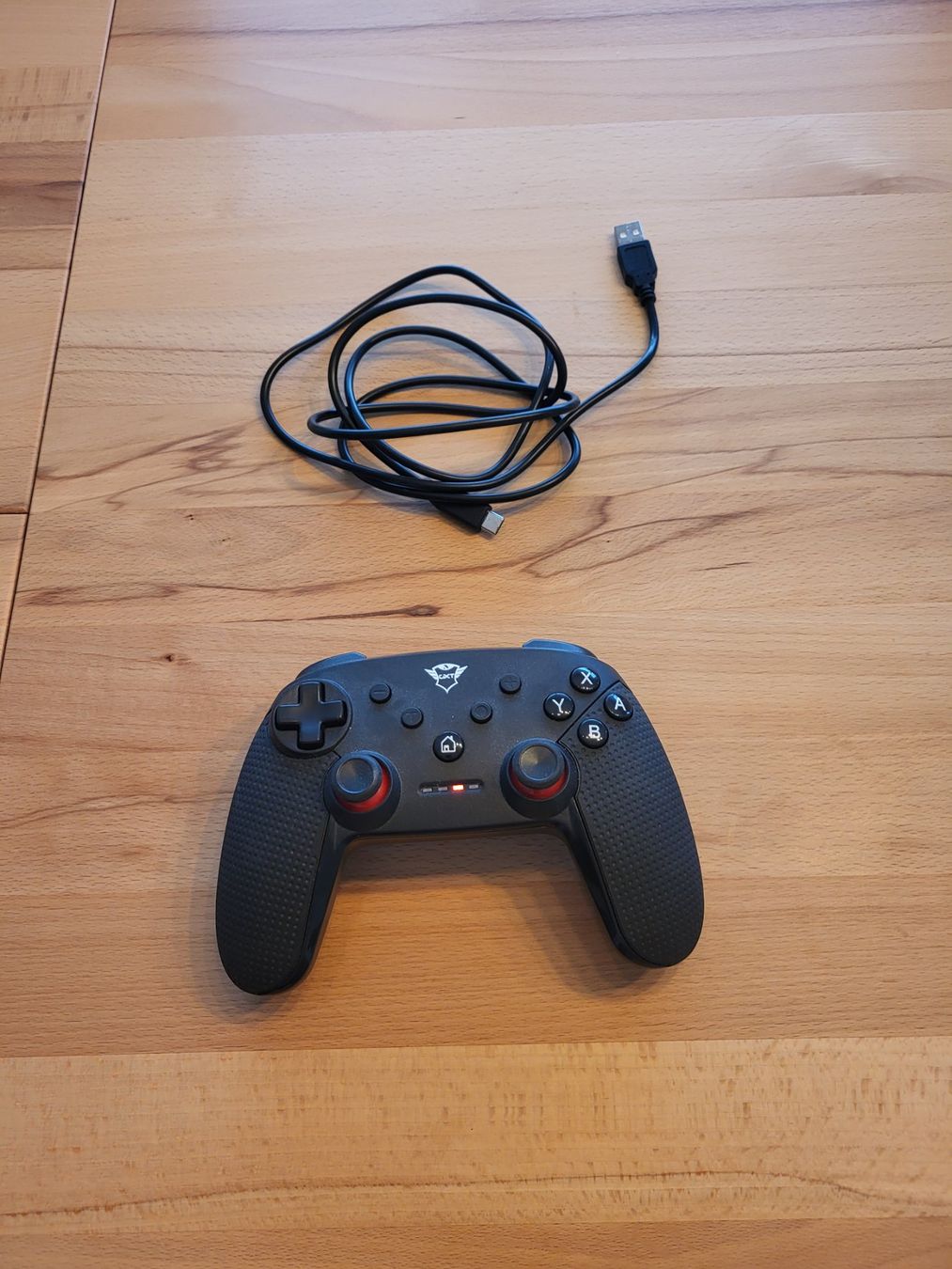 Sistema di controllo: Trust Controller GXT 1230 Muta Wireless mit Ladekabel – Nuovo (secondo la descrizione) da Giswil venduto da Sigi047