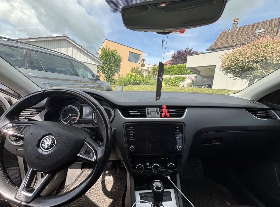 Skoda Automobili: Skoda Octavia Break, blanche, occasion, 2019 – Usato da Prez-vers-Noréaz venduto da dyl_vg9x 3