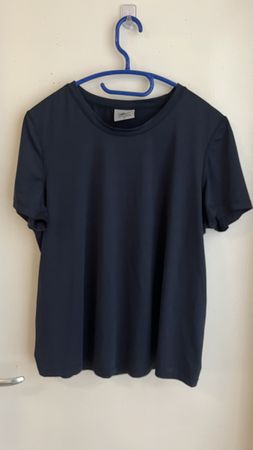 Brunex Sport T-Shirt, neuwertig, Grösse M, Dunkelblau 😎