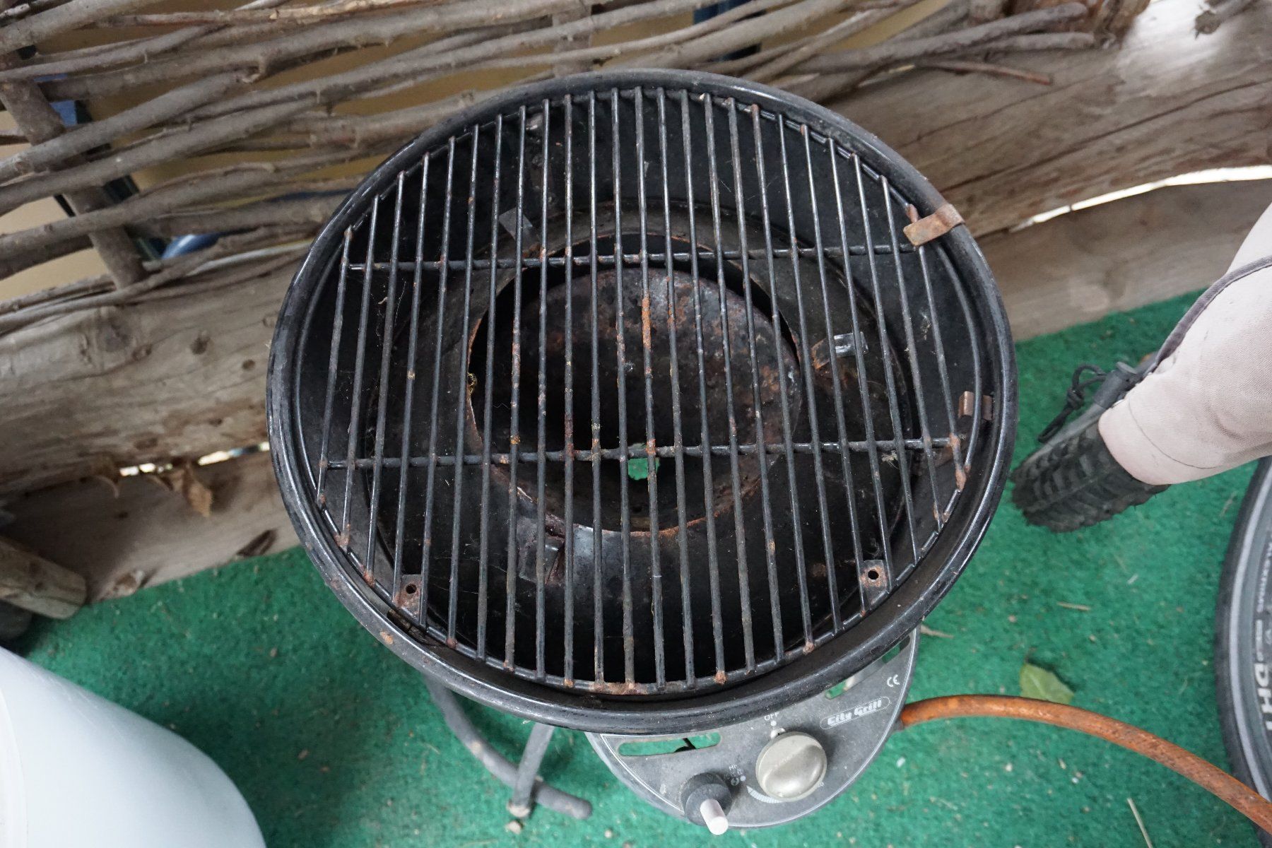 Griglie: Kugel Grill – Usato da Meinisberg venduto da Faithles1 1