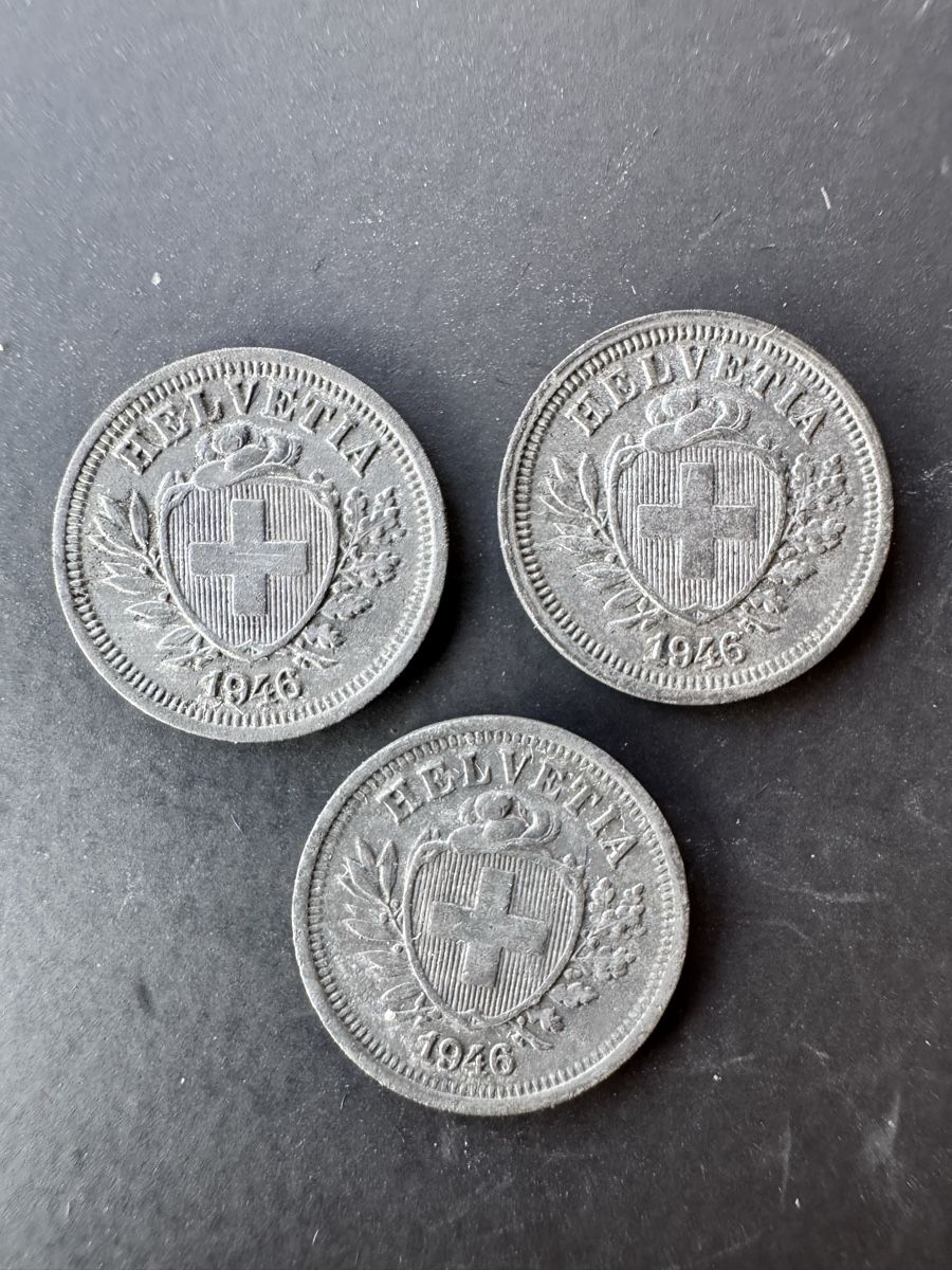 Alle Münzen: 3 x 1 Rappen 1946 – Gebraucht aus Meilen von coins4sale
