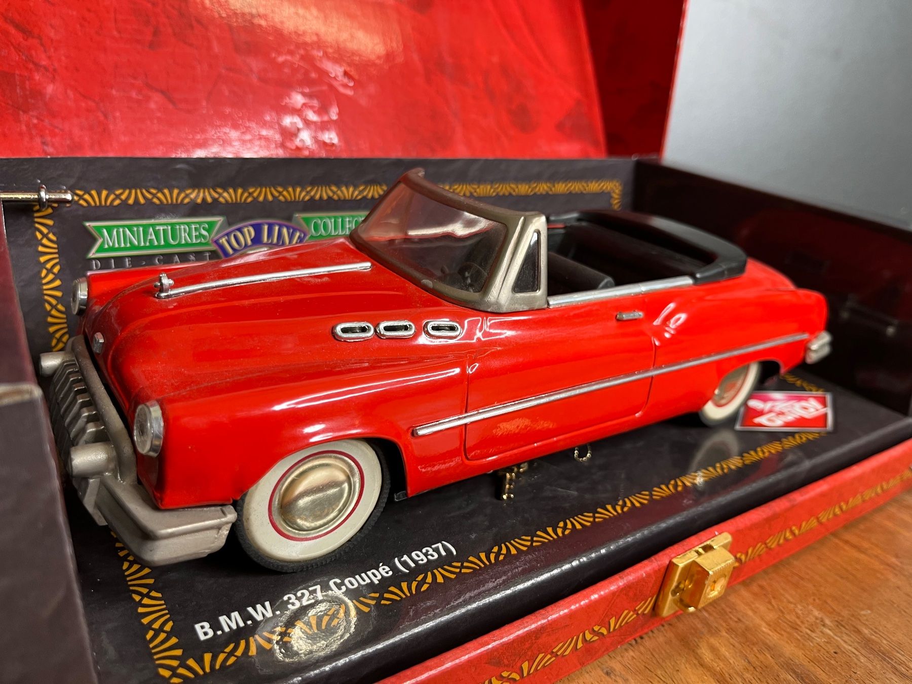 Modellini d'auto: Diverse Sammlung von Oldtimer-Modellautos - Top Zustand! – Usato da Otelfingen venduto da Yossi-68 8