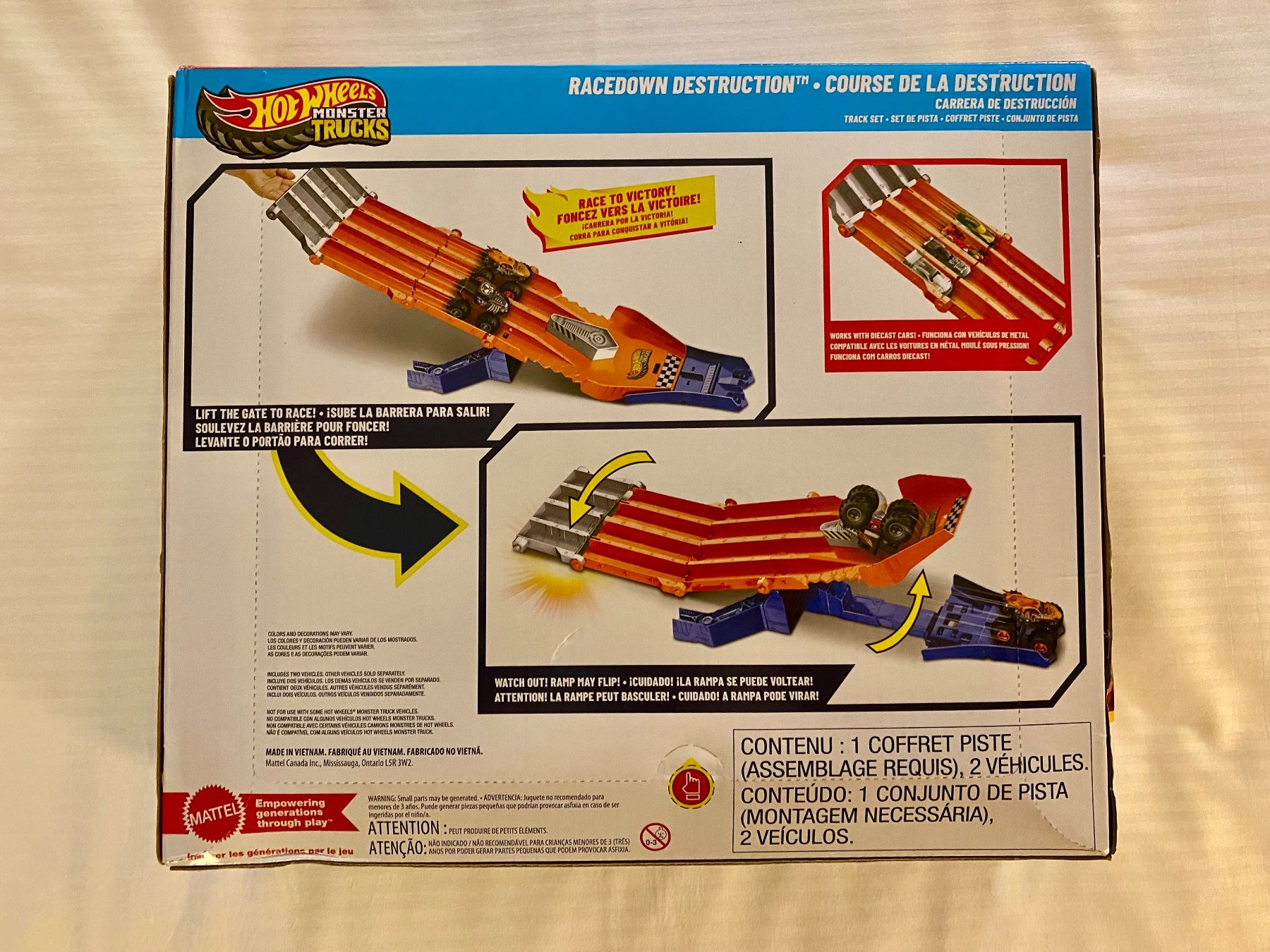 Hot Wheels Piste: Hot Wheels Monster Trucks Bahn - Tiger Shark vs. Bone Shaker – Nuovo e nell'imballaggio originale da Oberembrach venduto da theZaz 1